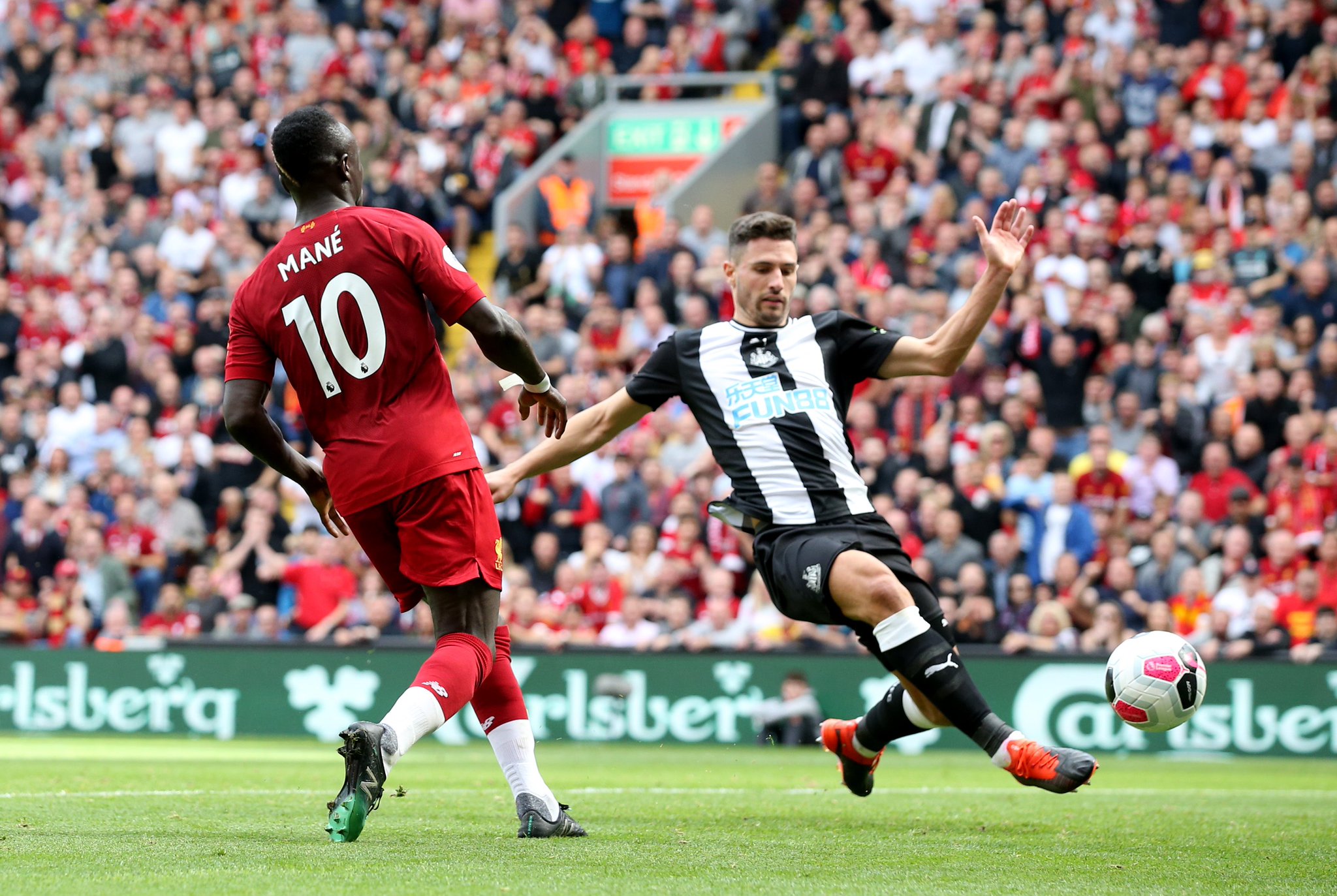 千万别砸人 千万别砸人